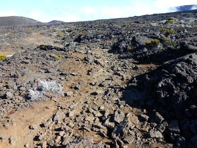 Une grande partie du trajet s'effectue sur ces cailloux instables