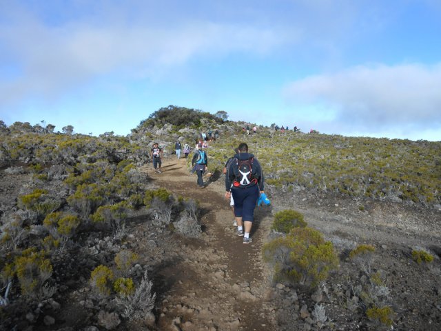 Le trajet passe au plus près du rempart après le Piton Rouge