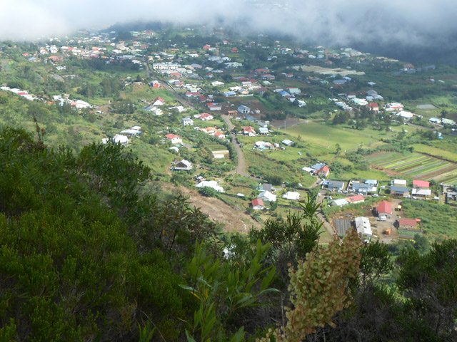 Dos d'Âne depuis la descente vers la Roche Verre Bouteille