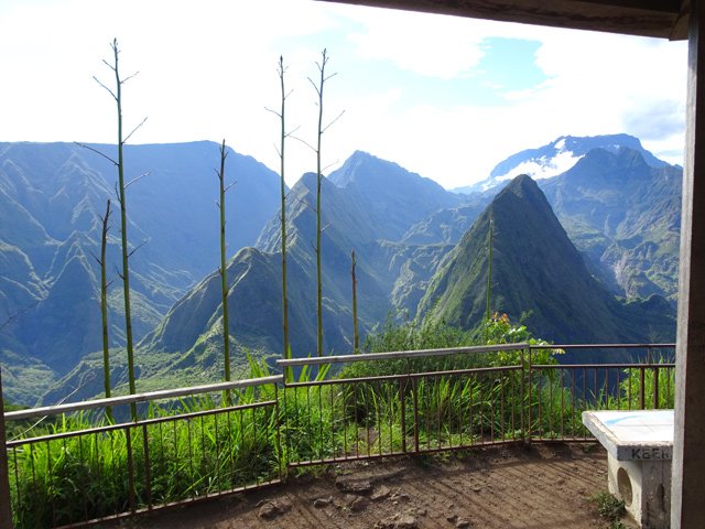 Point de vue sur Mafate depuis le kiosque