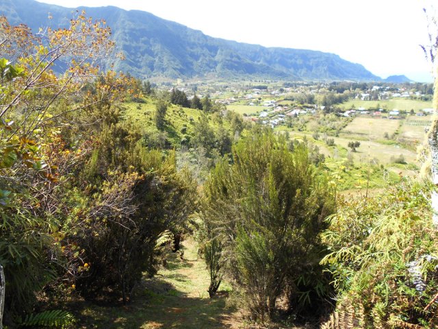 Début de la montée vers la croix