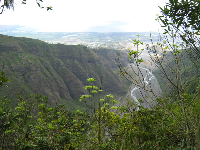 Une idée du chemin parcouru depuis l'église de la Rivière des Galets