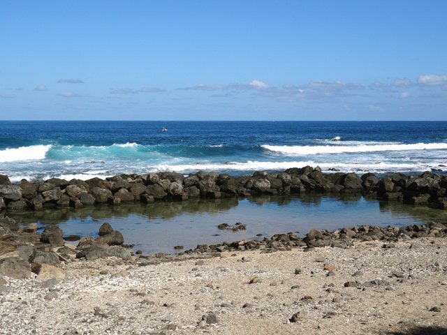 Le tout petit bassin de baignade de Grands Bois