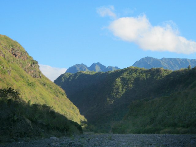 Point de vue sur le Dimitile durant la traversée