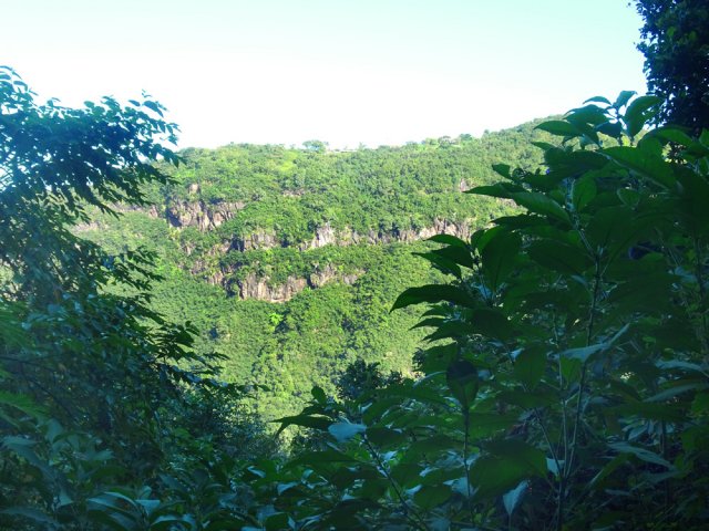 Nouvelle trouée vers le Tapage