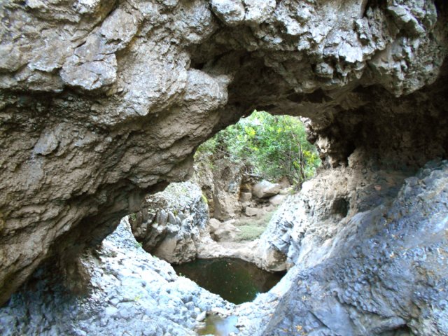 L'arche naturelle double, un peu plus bas