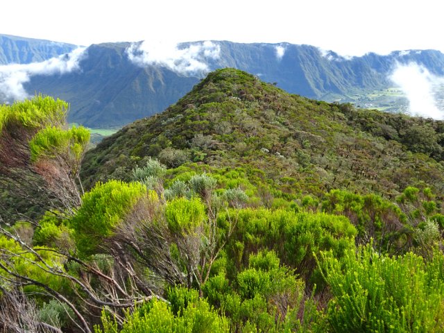 La fin de la descente passe par cette nouvelle colline