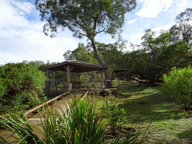 La pente est un peu forte pour les fauteuils mais le repos est assuré à l'arrivée
