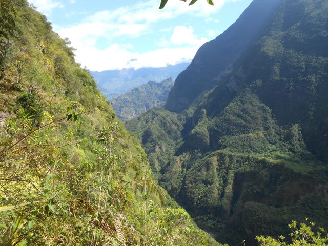 Quelques nouveaux points de vue sur la vallée du Bras de Cilaos