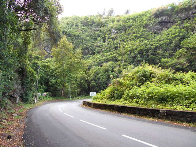 La D13 à la Ravine des Poux