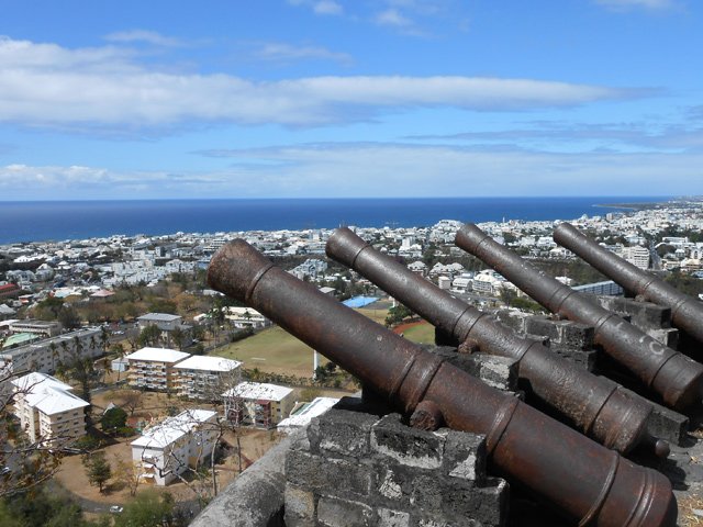 Panorama en direction de la Redoute depuis les canons
