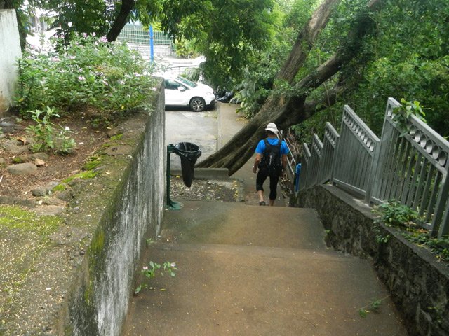 Fin de la boucle vers la Vierge