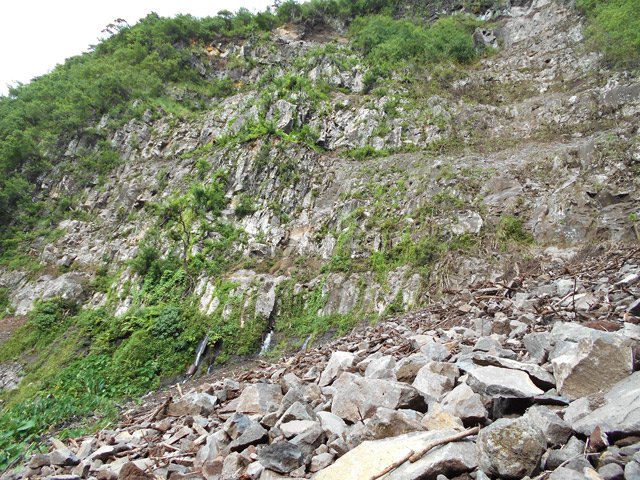 La montée (facultative et dangereuse) à la Source des Allemands