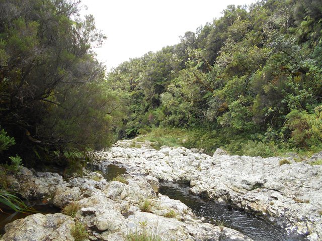 On peut remonter facilement la rivière si le sol est sec