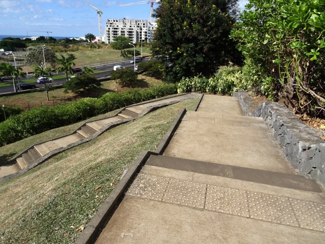 Une des méthodes de montée ou descente de la colline