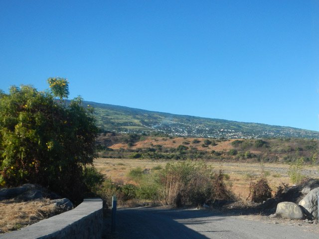 Les Hauts de la Plaine et la piste du départ vers Mafate