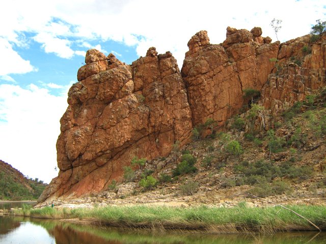 Les rochers qui entourent la zone