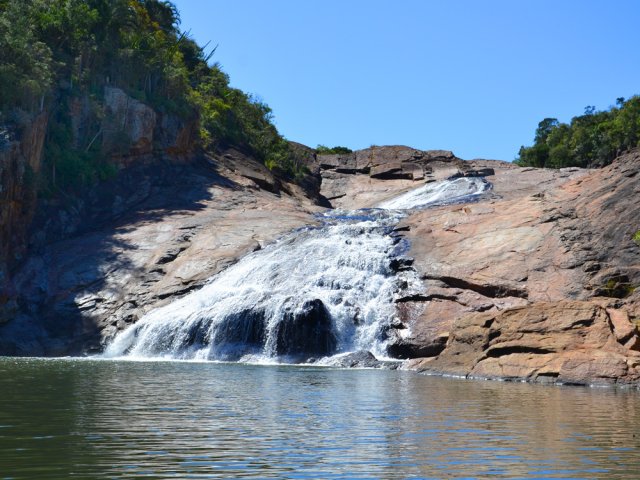 On retrouve le bassin, plus facile d'accès pour la baignade éventuelle