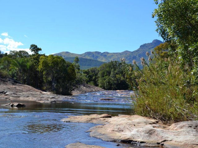Il faudra franchir à nouveau la rivière pour rejoindre le parc