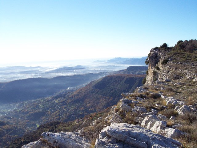 Le rempart et l'arrière pays