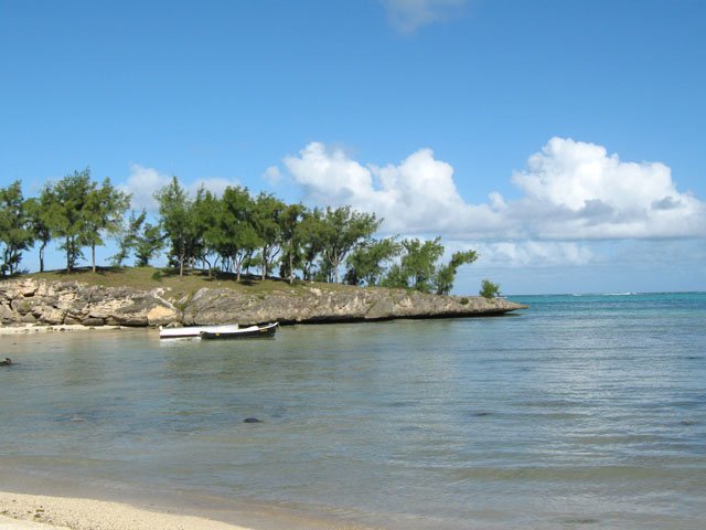 Rocher rongé par la mer à Gravier