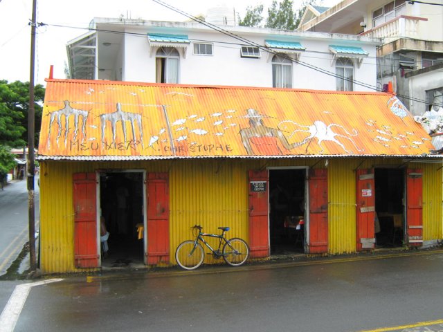 Difficile de manquer cette boutique très colorée