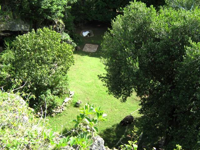 Le même un peu plus loin