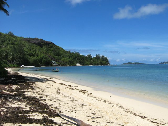 Une des longues plages de l'autre côté de l'île