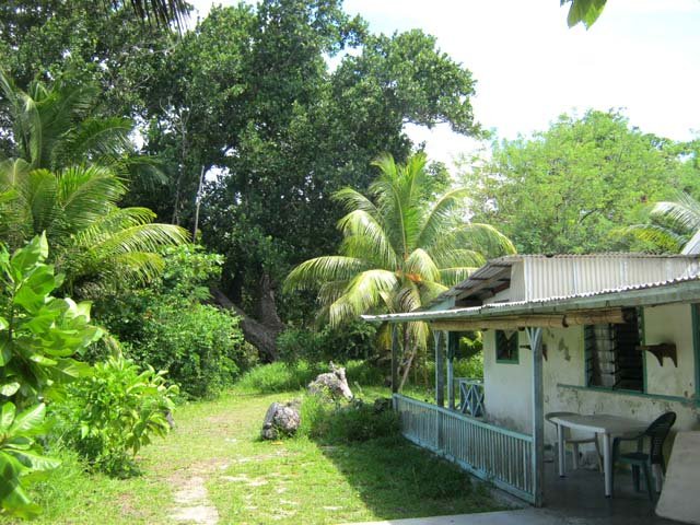 La case de M. de La Fontaine, départ de la boucle.