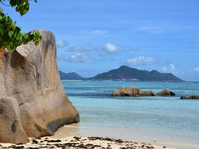 L'île de Pralin à l'ouest