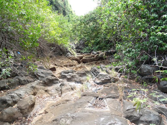 Hormis les cassés, le cheminement est facile