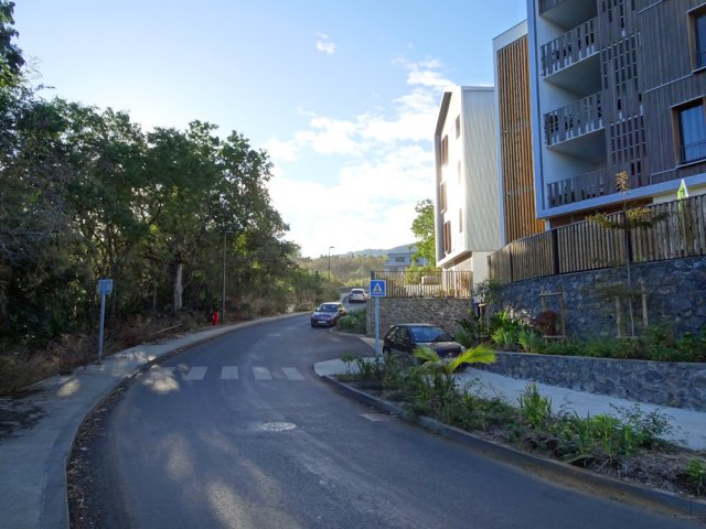 La Rue du Rollier a remplacé les sentiers lontan