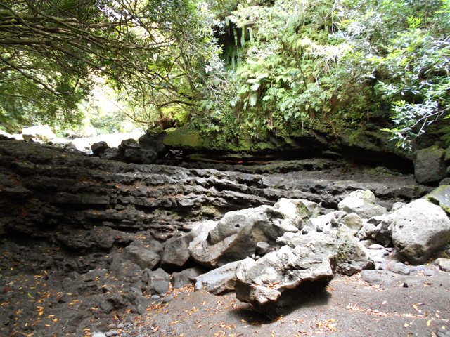 50 mètres plus en amont, un agréable cassé mérite le détour