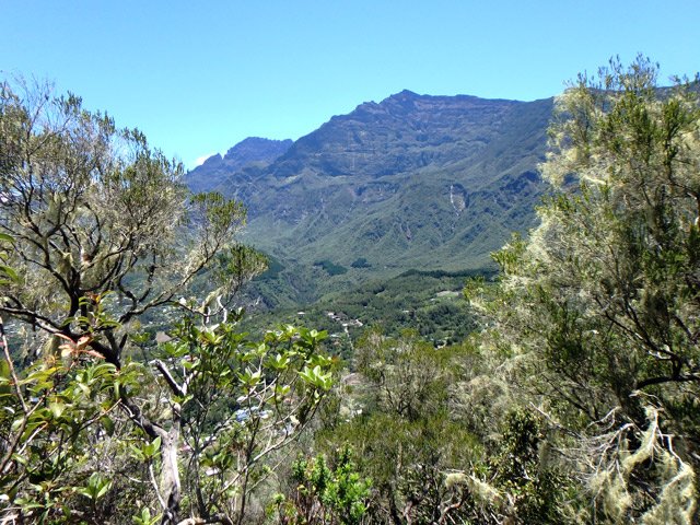 Panoramas sur le Piton des Neiges depuis le sommet du Béthoune