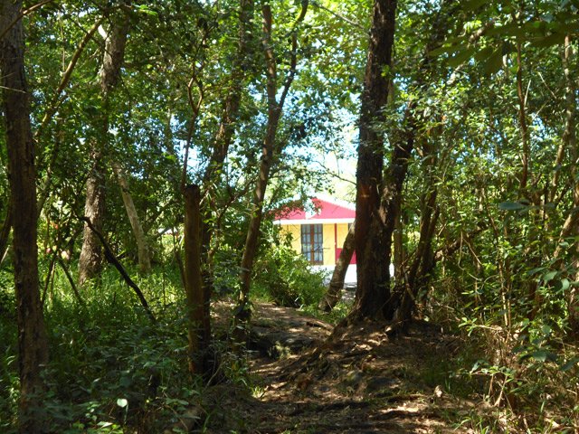 Quand on aperçoit cette case jaune et rouge, c'est que la route est proche