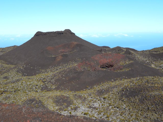 Alignement de 8, 9 et 10 avec très profond et dangereux cratère pour le n°8