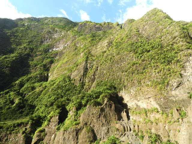La Crête d'Aurère et ses flancs escarpés