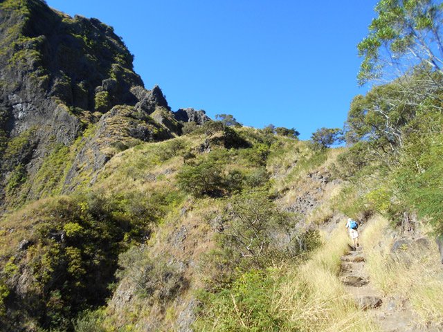 Montée régulière des flancs du Piton Tortue