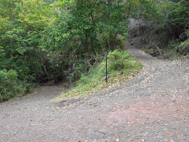 Une idée de la pente dans un lacet de la piste