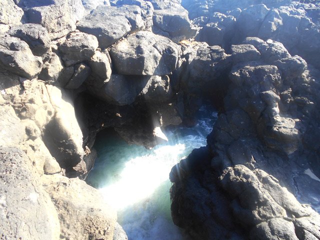 Plusieurs arches imbriquées entre lesquelles il ne faut pas tomber