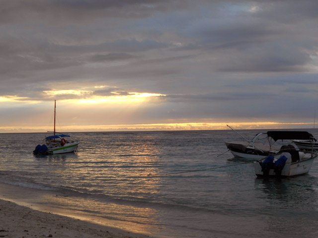 Trop de nuages pour un beau coucher de soleil ce soir là