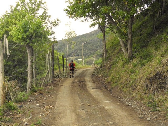 Direction Chamarel par la piste