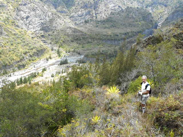 250 m plus haut que le rocher du départ, belles vues sur Trois Bras