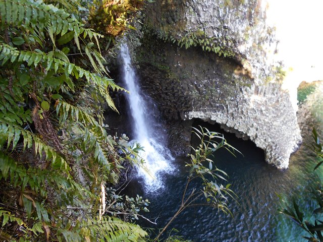 La chute du Grand Bras qui se termine dans le Bassin la Mer