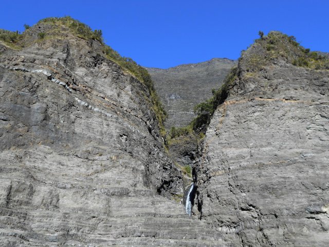 L'endroit est très sec mais des cascades coulent quand même