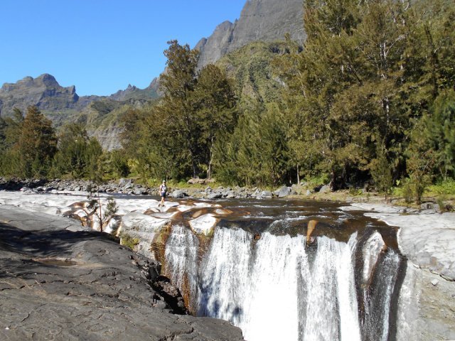 La photo la plus classique de cette cascade atypique