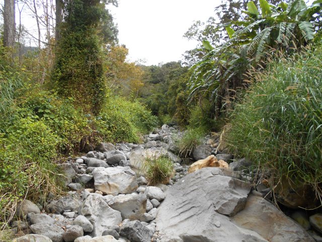 Une bonne idée du trajet de près d'un kilomètre sur les galets