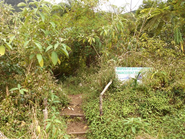 Le départ du sentier, créé à l'époque par des emplois jeunes