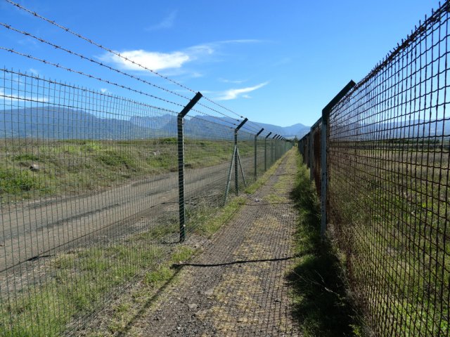 Le sentier remontant plein nord vers la RN1. Egarement impossible !