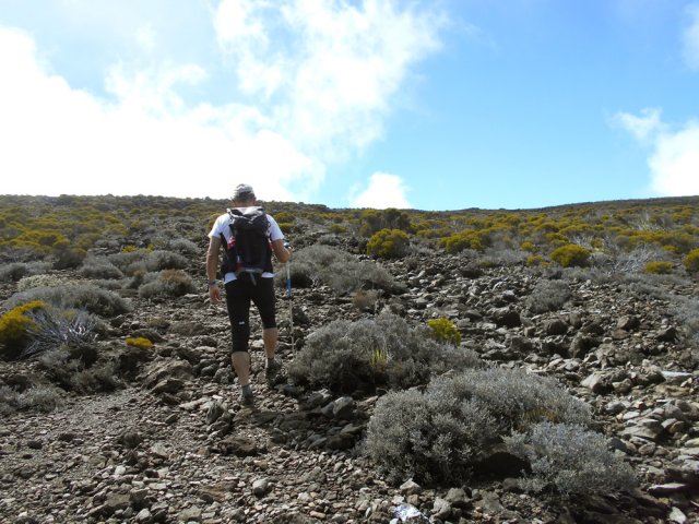 Le sentier du Grand Bénare, toujours aussi caillouteux